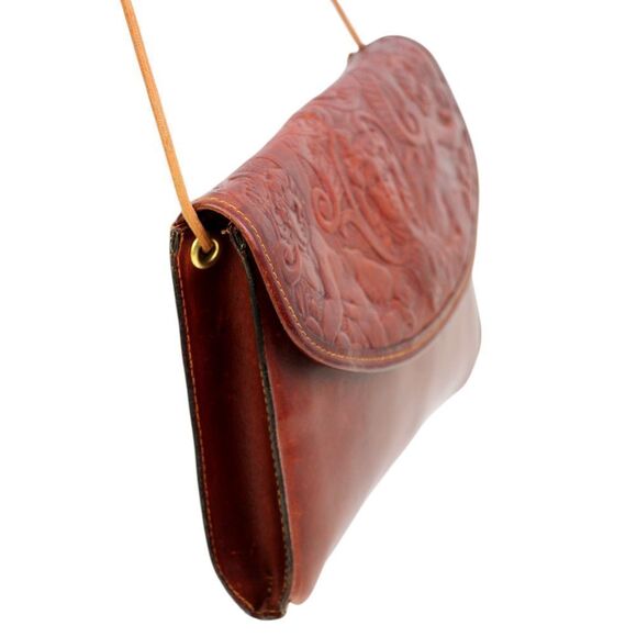 Paola del Lungo TOOLED RED BROWN REAL LEATHER FLAP SHOULDER BAG X-BODY - Picture 3 of 13